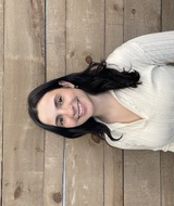 Book an Appointment with Tesni Stefanato, DC at Sports Medicine Clinic - Oak Medical Arts