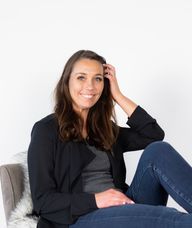 Book an Appointment with Erin Botterill for Psychology and Counselling (Adult)
