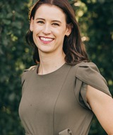 Book an Appointment with Danielle Hudson at Hyde Park