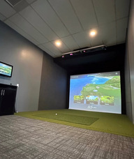 Book an Appointment with GCHawk Golf Sim Bay for Golf