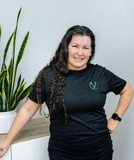 Book an Appointment with Laurie Ellis for Massage Therapy