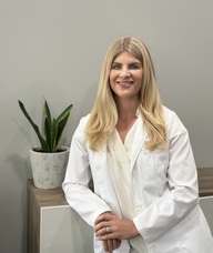 Book an Appointment with Hannah Duyvewaardt for Medical