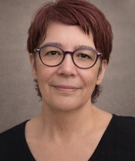 Book an Appointment with Wendy Moore for Walk and Talk Therapy