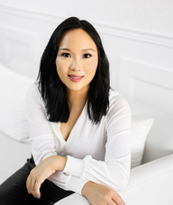 Book an Appointment with Tracy Lau for Counselling / Psychology / Mental Health