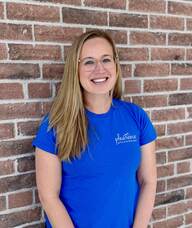 Book an Appointment with Lindsay Pleasance for FREE Discovery Call