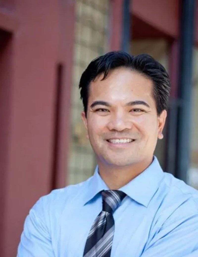 Photo of Dr. John Dang