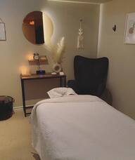 Book an Appointment with Alyson Abbott for Massage Therapy