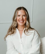 Book an Appointment with Mariah Hunt at Lodestone Psychology - Remote Therapy