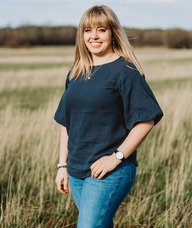 Book an Appointment with Chelsea Connell for Therapeutic / Deep Tissue Massage