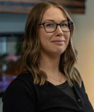 Book an Appointment with Nicole Emmett for Therapeutic / Deep Tissue Massage