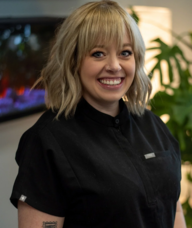 Book an Appointment with Chelsea Connell for Therapeutic / Deep Tissue Massage