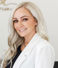 Book an Appointment with Lindsey Garrett for Medical Aestheticians