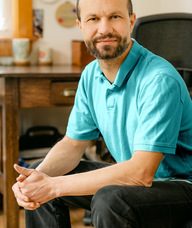 Book an Appointment with Oleg Schmalz for Acupuncture