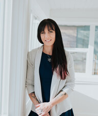 Book an Appointment with Dana Loback for Free Consultation