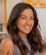 Book an Appointment with Nicole Guzzo at Solidarity Therapy
